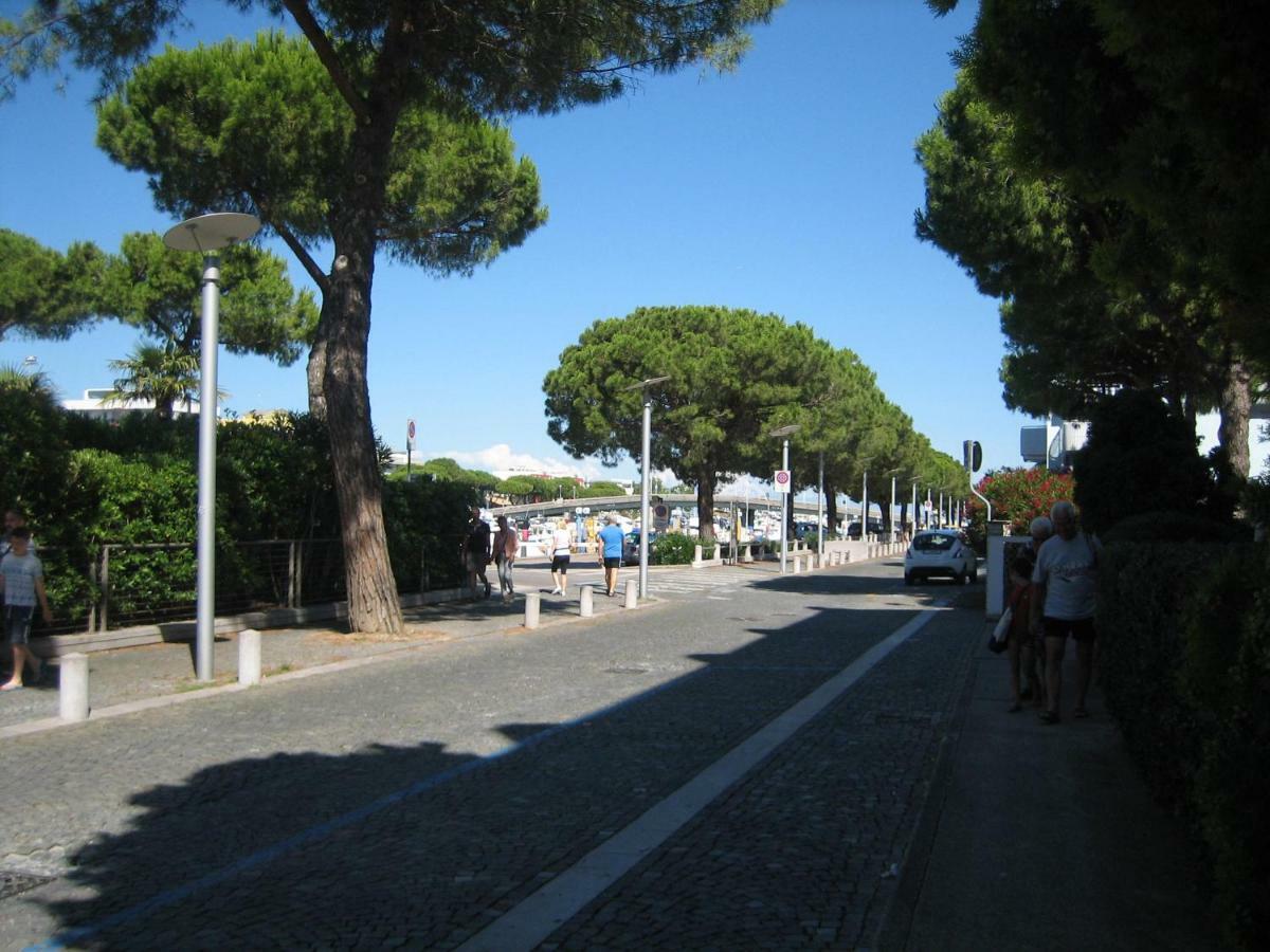 Condominio Italia Lignano Sabbiadoro Kültér fotó